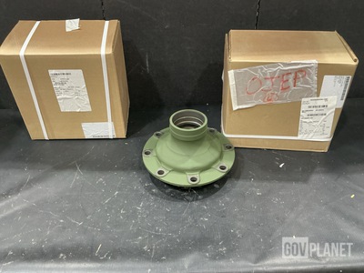 (8) General Dynamics 10501283 Vehicular Wheel Hubs