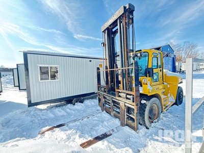 2011 Hyundai 110D-7E 24251 lb Pneumatic Tire Forklift