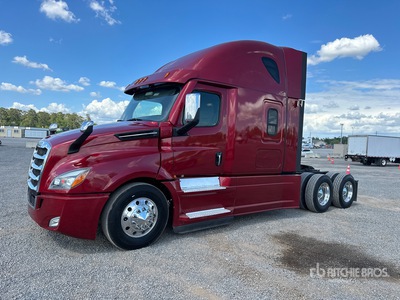 2021 Freightliner Cascadia 126 6x4 T/A Sleeper Truck Tractor