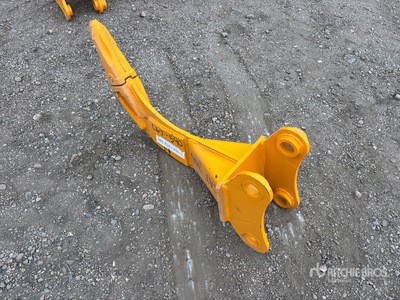 2026 GIYI Excavator Ripper - Fits Cat (Unused)