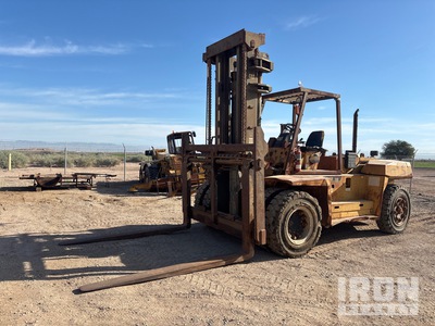 1998 Cat DP150 20670 lb Pneumatic Tire Montacargas