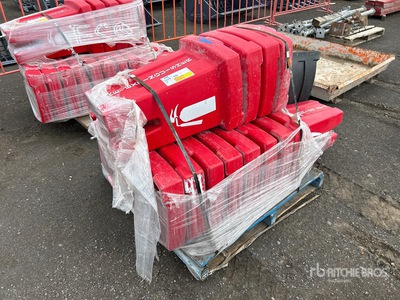 Quantity of Fire Extinguisher Markers Altro materiale