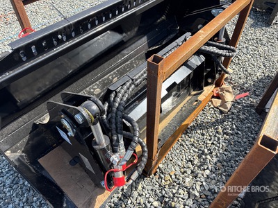 2026 GIYI GY-XKH39 39 in General Purpose Mini Skid Steer Bucket (Unused)