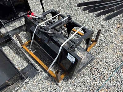 2026 GIYI GY-MCLG60 44 in Skid Steer Grapple (Unused)
