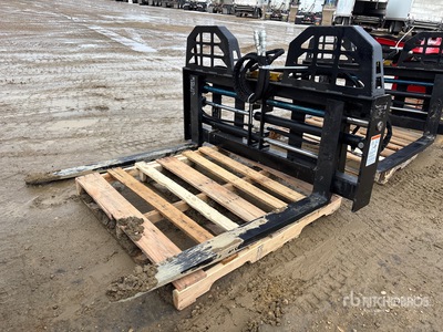 2026 Raytree RMF48 48 in Hydraulic Skid Steer Forks (Unused)