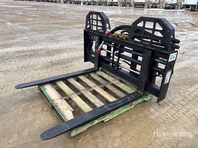 2026 Raytree RMF48 48 in Hydraulic Skid Steer Forks (Unused)