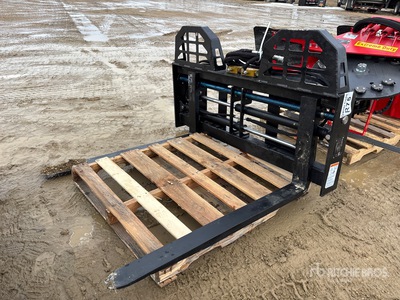 2026 Raytree RMF48 48 in Hydraulic Skid Steer Forks (Unused)