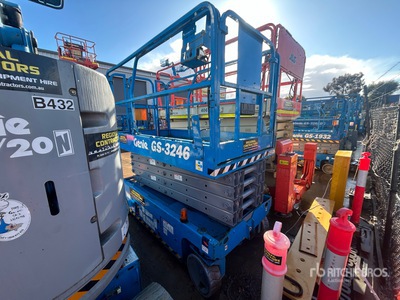 2008 Genie GS3246 Electric シザーリフト