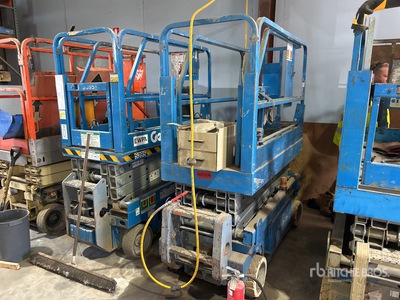 2002 Genie GS1932 シザーリフト