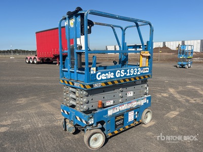 2004 Genie GS1932 Electric Scissor Lift