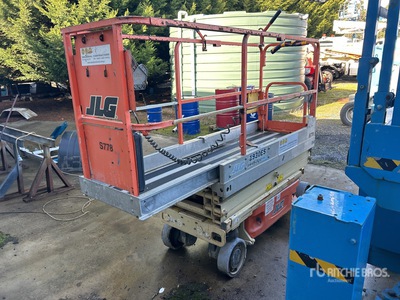 2012 JLG 1930 ES Electric シザーリフト