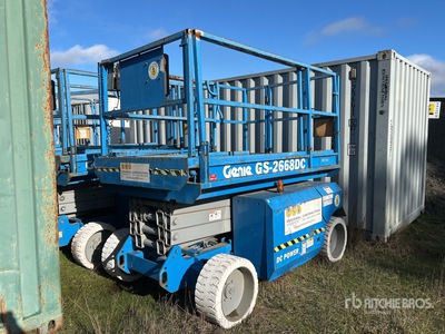2002 Genie GS2668DC Electric シザーリフト