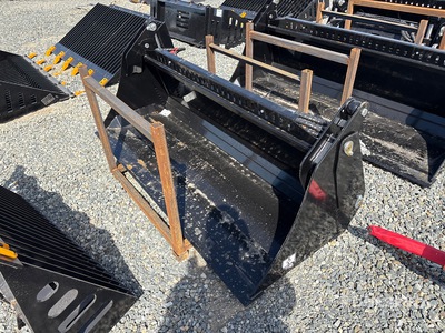 2026 GIYI GY-KH72F 72 in 660 lb General Purpose Skid Steer Bucket (Unused)