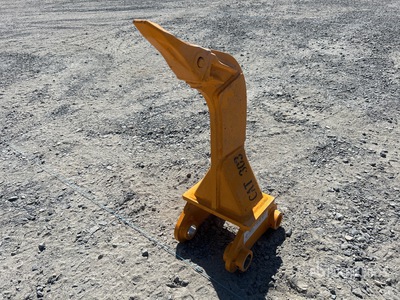 GIYI Excavator Ripper - Fits Cat 303 (Unused)