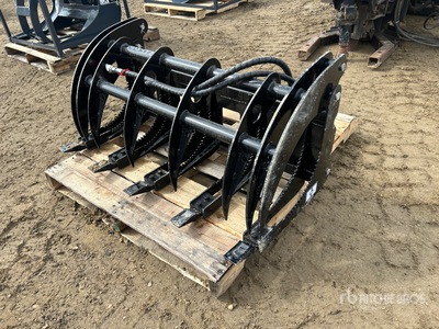 2026 GIYI MCLG60 60 in Skid Steer Grapple (Unused)