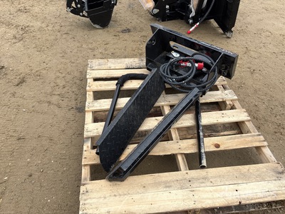 2026 GIYI GY-MHF44 Mini Skid Steer Horizontal Clamp Fork (Unused)