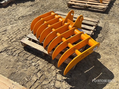 2026 GIYI 44 in Excavator Rake - Fits Cat 305 (Unused)