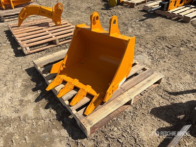 2026 GIYI GY-BK 24 in Digging Excavator Bucket - Fits Cat 305 (Unused)