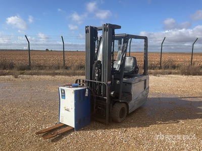 2009 Nissan G1N1L16Q Electric Forklift (Inoperable)