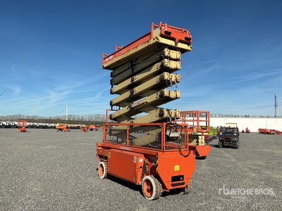 2009 Holland Lift N195EL12 Electric Scissor Lift