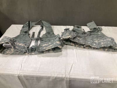 (250) Fighting Load Carriers