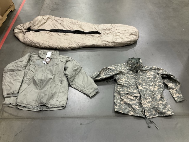 (10) Cold Weather Parkas, (10) Extreme Cold Weather Parkas & Assorted Items