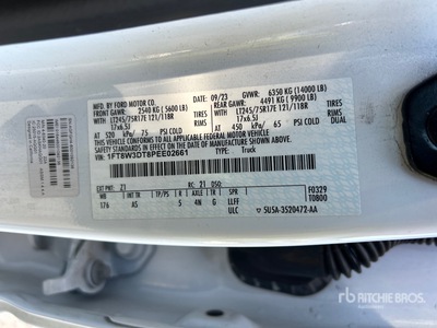 2023 Ford F-350 XL 4x4 Crew Cab Pickup