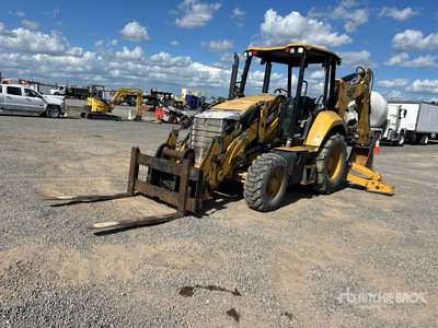 2015 Cat 420F2 IT 4x4 Backhoe Loader