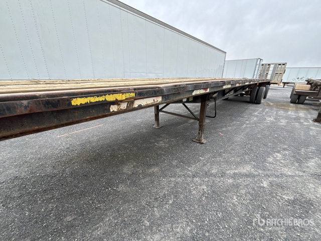 1999 Fontaine 48 ft T/A Flatbed Trailer