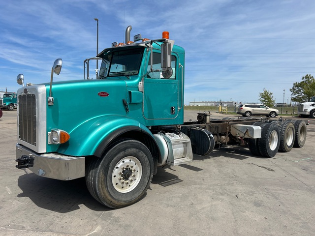 2015 Peterbilt 365 8x6 Cab and Chassis