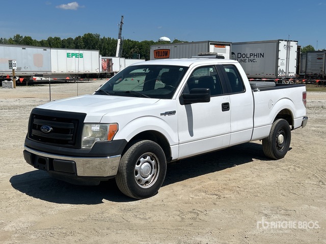 2014 Ford F-150 XL 4x2 Extended Cab Pickup