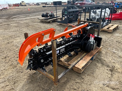 2026 GIYI D39 39 in Mini Koparka o sterowaniu burtowym (Unused)