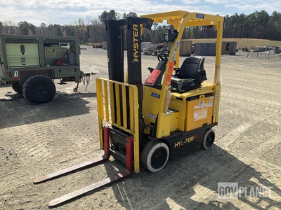 Hyster E40XN Electric Forklift