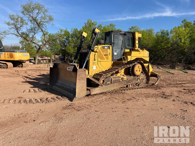 2014 Cat D6T XL Crawler Dozer