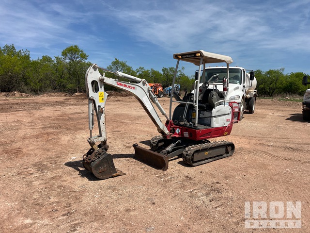 2017 Takeuchi TB216 Hybrid Mini Excavator