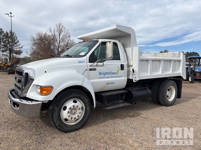 2006 Ford F-650 XLT 4x2 S/A Dump Truck