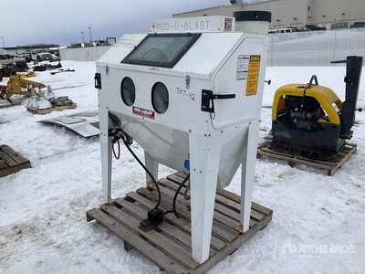 2005 Mod-U-Blast Electric 21 CFM Sableuse