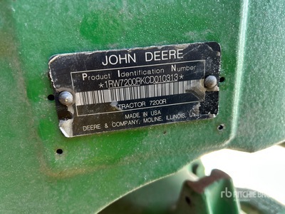 2013 John Deere 7200R 4WD Tractor Agrícola