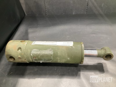 JLG 6623300 Cylinder