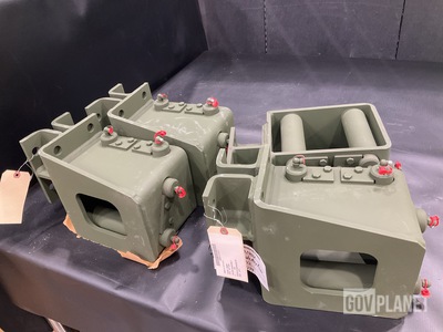 (4) Oshkosh Defense 1877284 Guide Assemblies