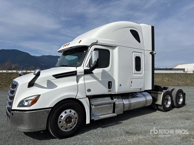 2020 Freightliner Cascadia 6x4 T/A Sleeper Truck Tractor