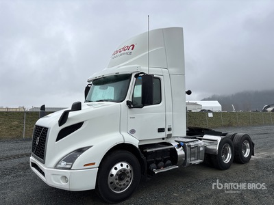 2020 Volvo VNR 6x4 T/A Day Cab Truck Tractor