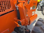 Hydraulics with Frame Leveling Cylinders