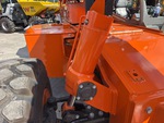 Hydraulics with Frame Leveling Cylinders