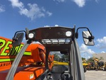 General Appearance with Exterior Lights