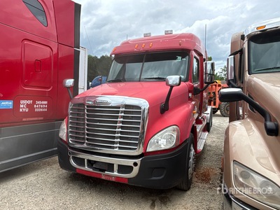 2012 Freightliner Cascadia 125 6x4 T/A Sleeper Truck Tractor (Inoperable)