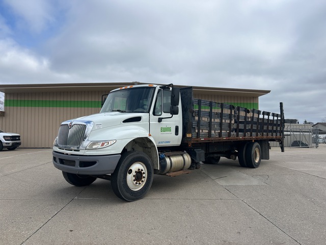 2016 International 4300 4x2 Flatbed Truck 2016 International 4300 4x2 Flatbed Truck