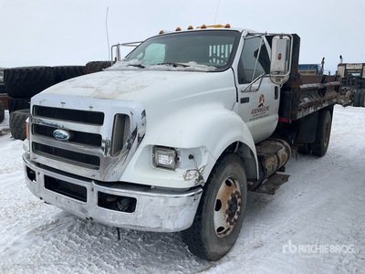 2008 Ford F-750 XL 4x2 S/A Dump Truck (Inoperable)