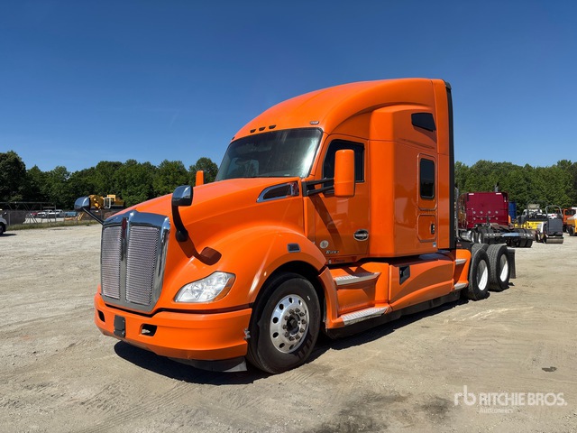 2021 Kenworth T680 6x4 T/A Sleeper Truck Tractor