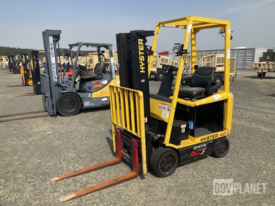 Hyster E40ZS Electric Forklift
